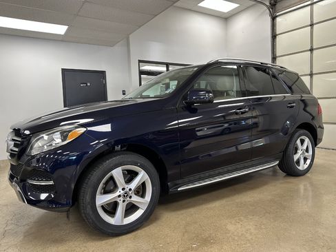 Used 2018 Mercedes-Benz GLE 350 image 16