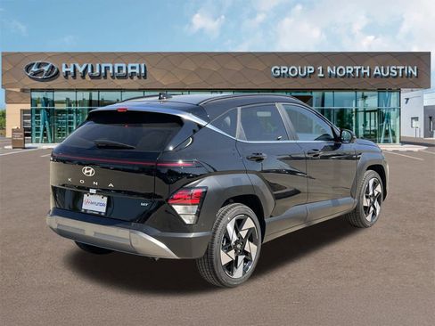 New 2026 Hyundai Kona Limited FWD image 8