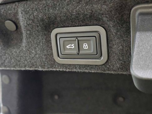 Used 2026 Audi A6 Premium Plus w/ Premium Plus Package AWD/4WD image 17