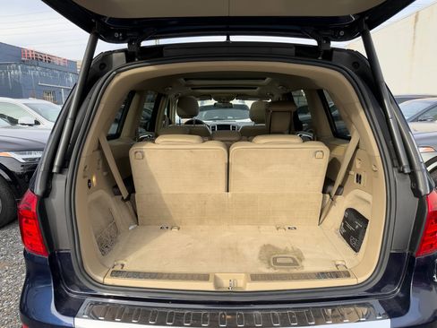 Used 2015 Mercedes-Benz GL 450 4MATIC image 7