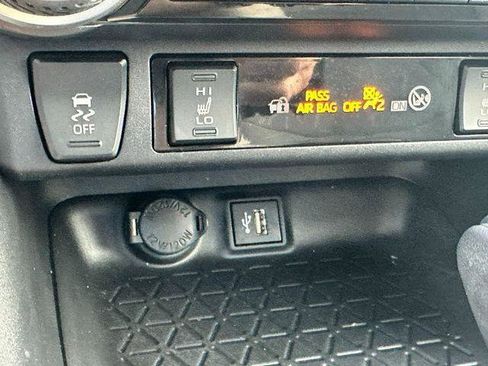 Certified 2023 Toyota RAV4 XLE w/ Convenience Package AWD/4WD image 23