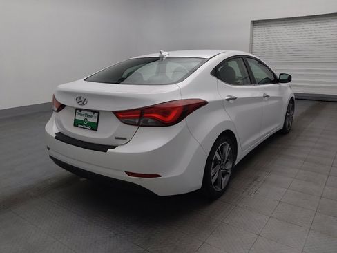 Used 2016 Hyundai Elantra Limited w/ Option Group 04 FWD image 9