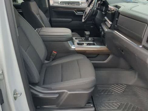 Used 2024 Chevrolet Silverado 1500 LT Trail Boss w/ Convenience Package II image 21