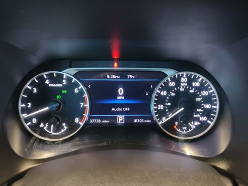 Used 2021 Nissan Sentra SR FWD image 21