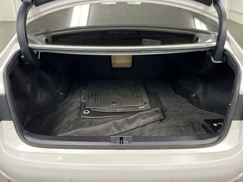 Used 2016 Lexus ES 350 w/ Luxury Package w/Wood Trim FWD image 27