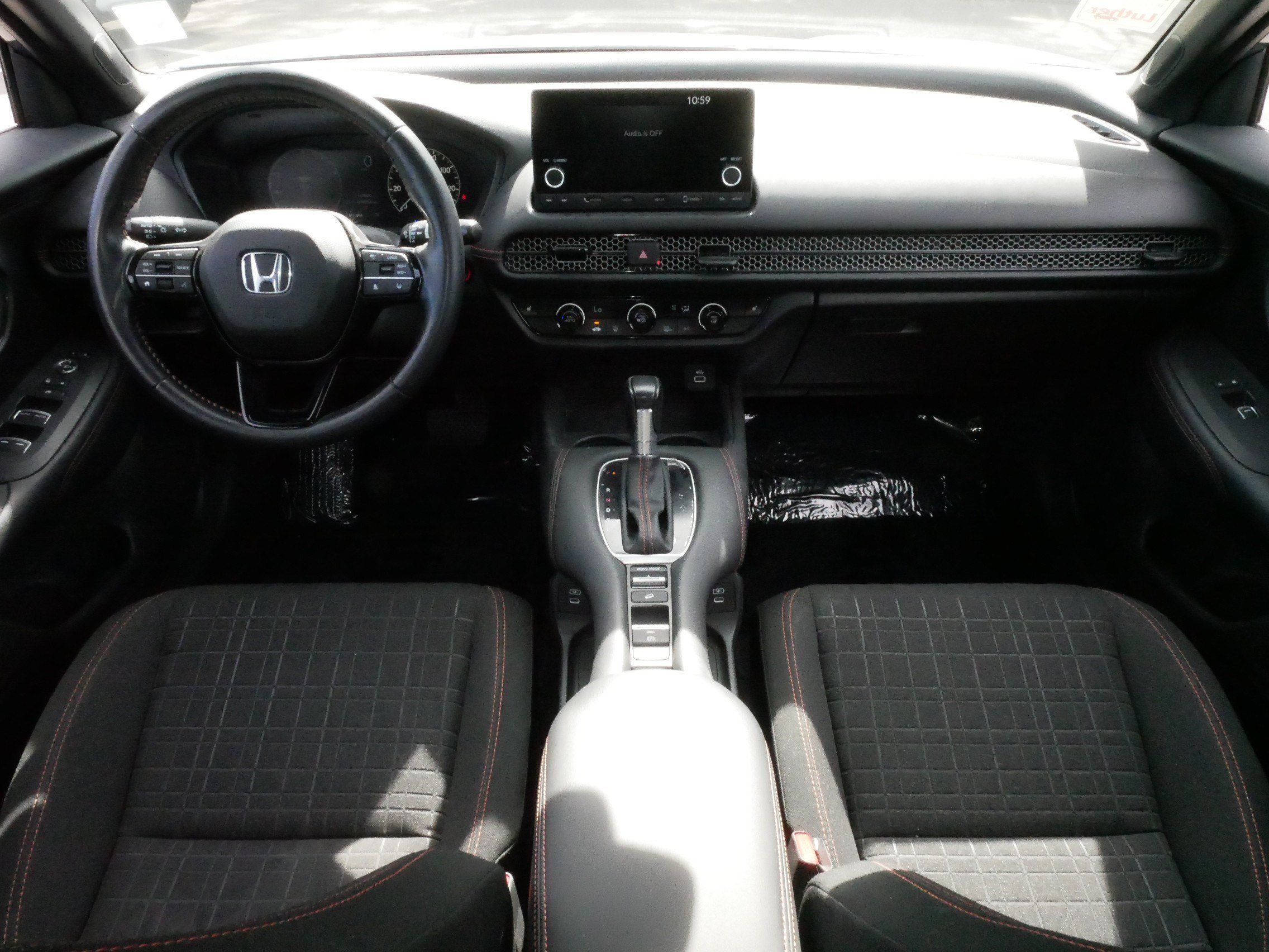Certified 2025 Honda HR-V Sport image 10