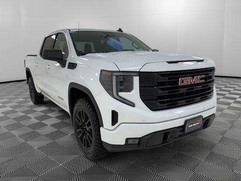 Used 2023 GMC Sierra 1500 Elevation AWD/4WD image 7