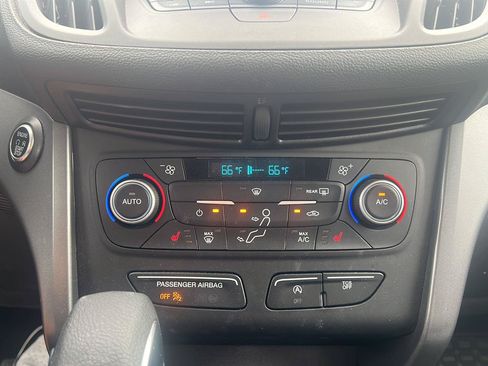 Used 2019 Ford Escape SE AWD/4WD image 21