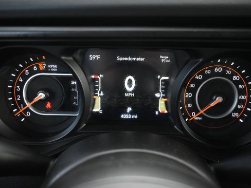 Used 2025 Jeep Gladiator Rubicon w/ Convenience Group image 33