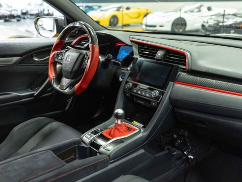 Used 2018 Honda Civic Si image 11