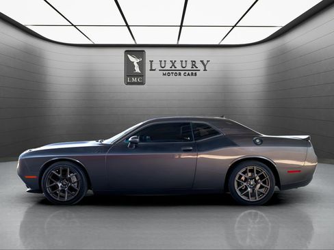 Used 2018 Dodge Challenger T/A RWD image 5