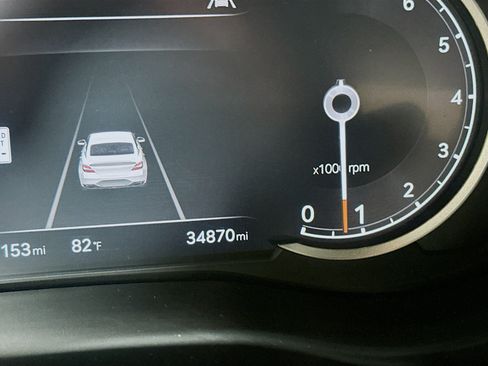 Used 2025 Genesis G70 2.5T RWD image 19