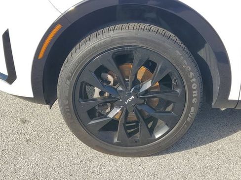 Certified 2023 Kia Sorento SX AWD/4WD image 8