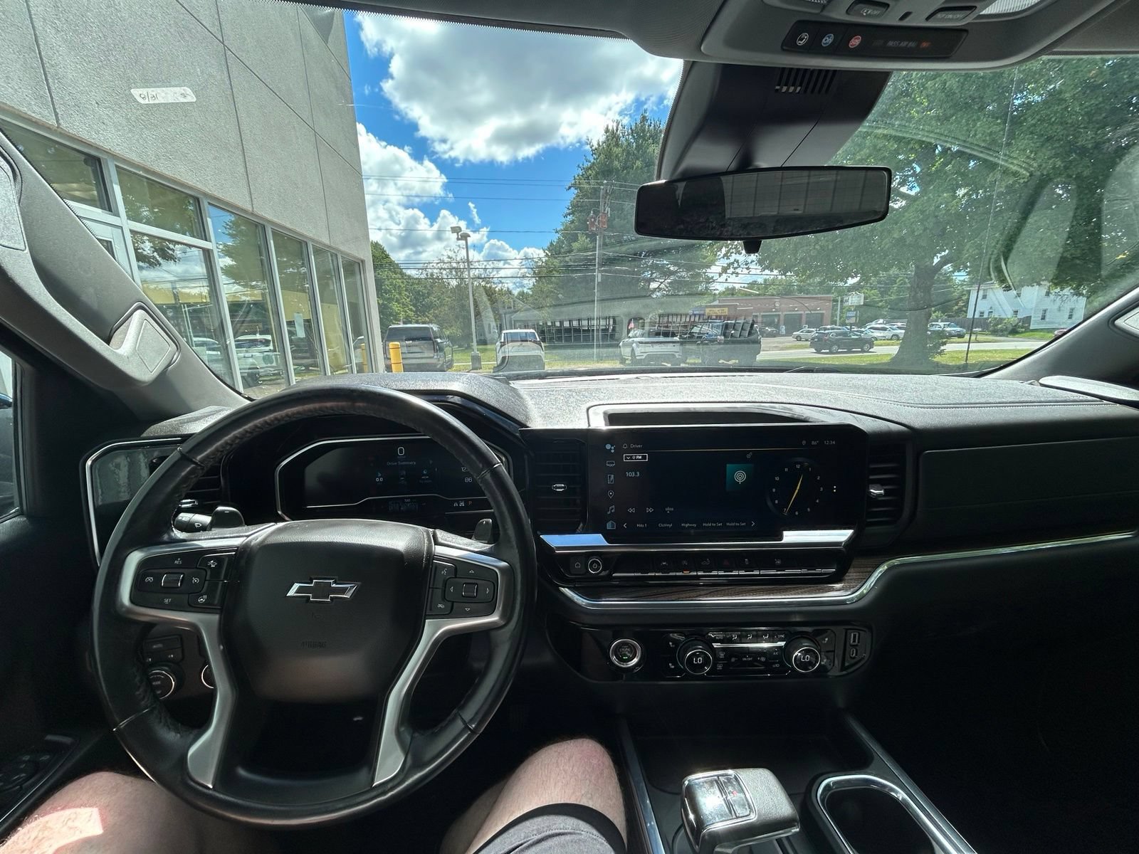 Used 2022 Chevrolet Silverado 1500 RST AWD/4WD image 14