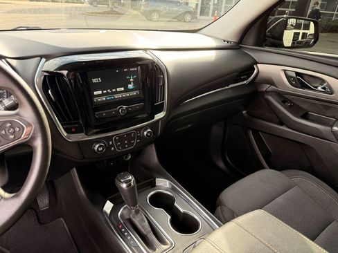 Used 2019 Chevrolet Traverse LS w/ LPO, Blackout Package image 39