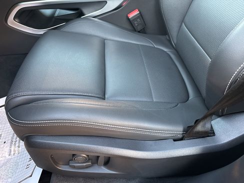 Certified 2026 Jaguar F-PACE R-Dynamic S image 16