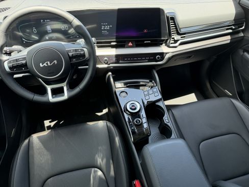 Certified 2023 Kia Sportage EX AWD/4WD image 11
