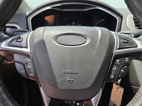 Used 2014 Ford Fusion SE w/ Equipment Group 502A FWD image 31