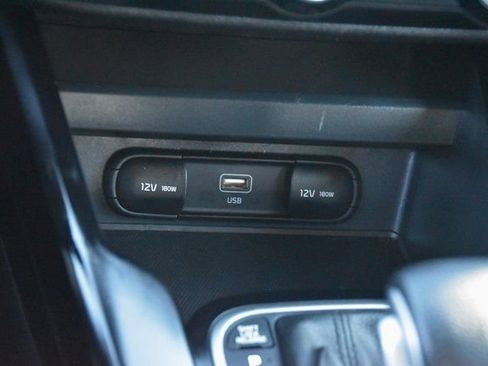 Used 2024 Kia Soul LX w/ Option Group 015 image 32