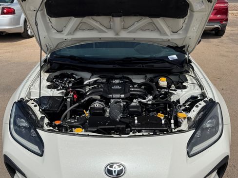 Used 2022 Toyota GR86 Premium RWD image 20