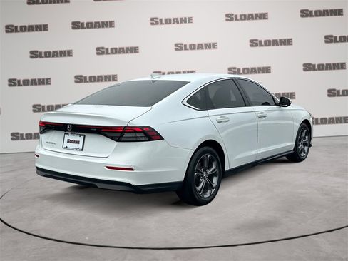 Used 2023 Honda Accord EX image 5