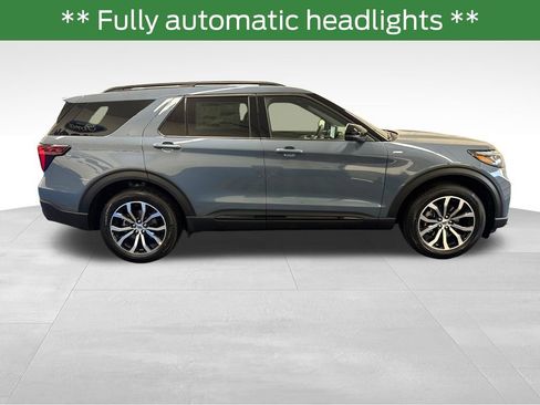 New 2026 Ford Explorer ST-Line AWD/4WD image 6