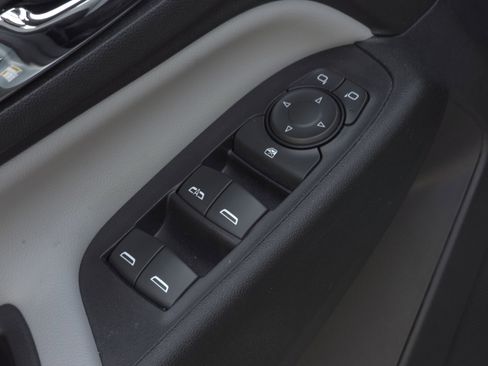 Used 2022 Chevrolet Equinox LT image 22