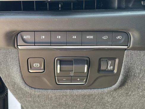 New 2026 Cadillac Escalade Platinum Sport image 36