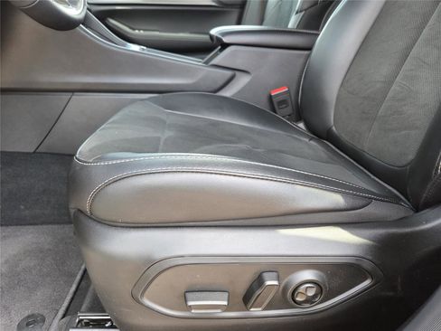 New 2025 Jeep Grand Cherokee L Altitude image 19