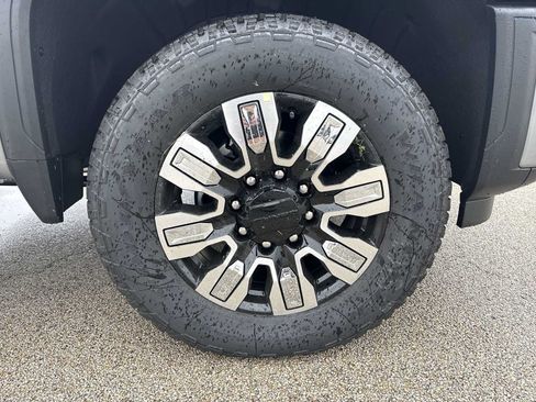 New 2026 GMC Sierra 2500 Denali w/ Denali Reserve Package AWD/4WD image 35