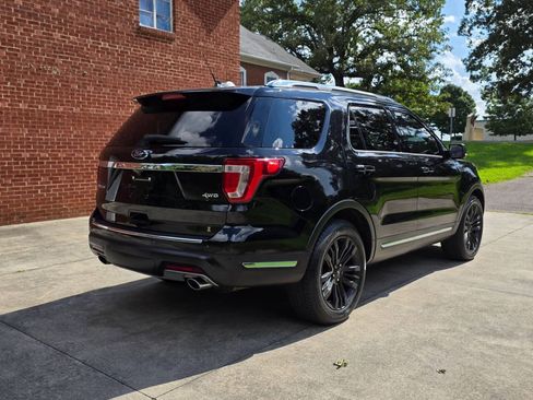 Used 2019 Ford Explorer Limited w/ Class III Trailer Tow Package AWD/4WD image 5