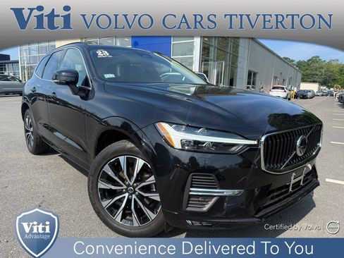 Used 2023 Volvo XC60 B5 Core w/ Climate Package AWD/4WD image 1