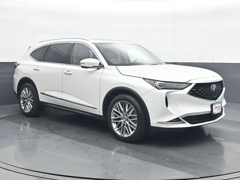 Used 2023 Acura MDX SH-AWD w/ Advance Package image 9