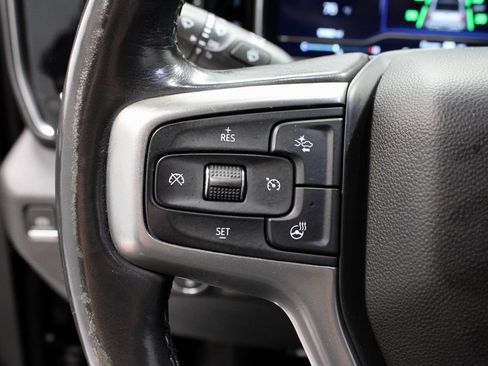 Used 2022 Chevrolet Silverado 1500 LT AWD/4WD image 29