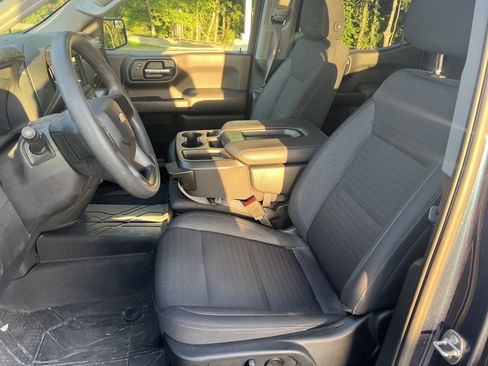 Used 2022 Chevrolet Silverado 1500 Custom RWD image 15