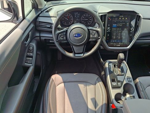 Certified 2025 Subaru Crosstrek 2.5i Limited AWD/4WD image 11
