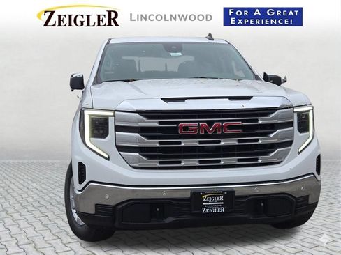 New 2026 GMC Sierra 1500 SLE w/ Preferred Package AWD/4WD image 4