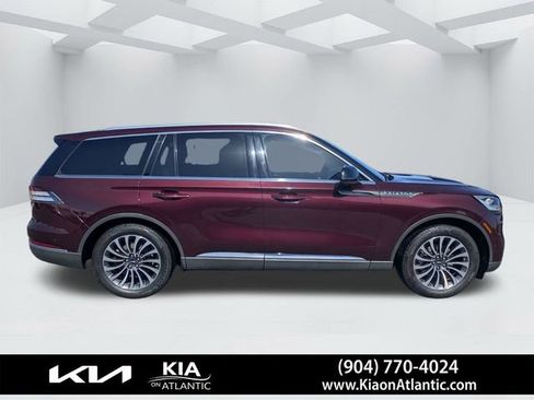 Used 2020 Lincoln Aviator Reserve w/ Equipment Group 201A image 2
