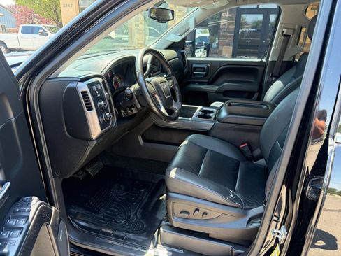 Used 2015 GMC Sierra 1500 SLT w/ All-Terrain Package AWD/4WD image 4