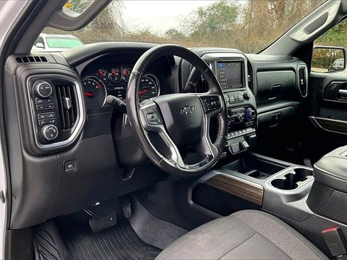 Certified 2021 Chevrolet Silverado 1500 LT Trail Boss w/ Convenience Package II image 15