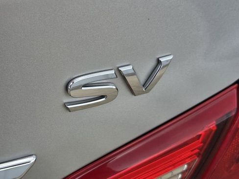 Used 2016 Nissan Altima 2.5 SV w/ Convenience Package image 9