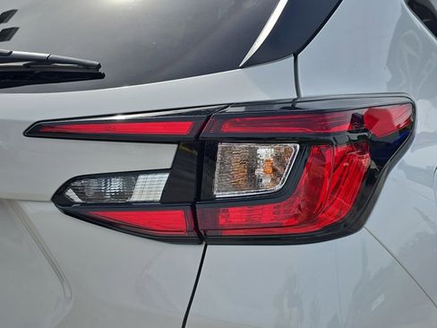 New 2025 Subaru Crosstrek 2.5i Limited w/ Popular Package #3A image 7
