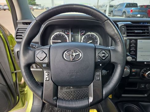 Certified 2023 Toyota 4Runner TRD Off-Road Premium w/ Moonroof Package AWD/4WD image 19