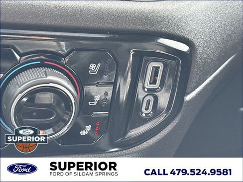 Used 2025 Chevrolet Silverado 3500 LTZ w/ LTZ Convenience Package AWD/4WD image 44