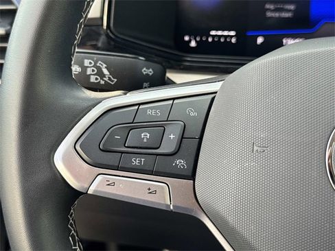 Certified 2025 Volkswagen Taos S image 16