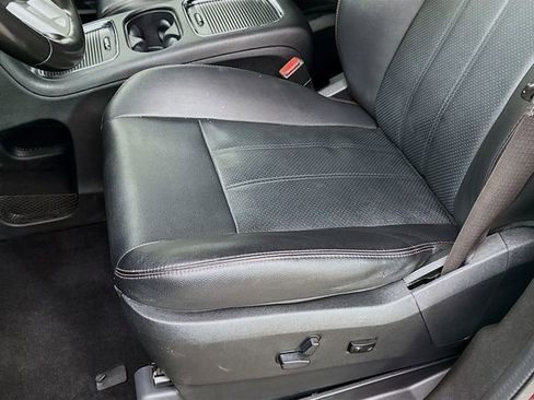 Used 2020 Dodge Grand Caravan GT image 19