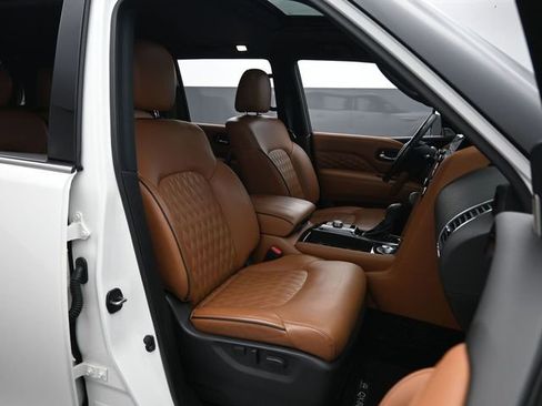 Used 2024 INFINITI QX80 Sensory w/ Cargo Package image 30