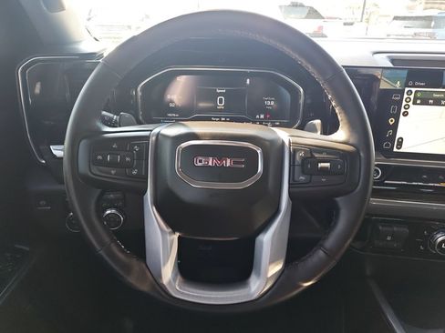 Used 2025 GMC Sierra 1500 Elevation AWD/4WD image 17