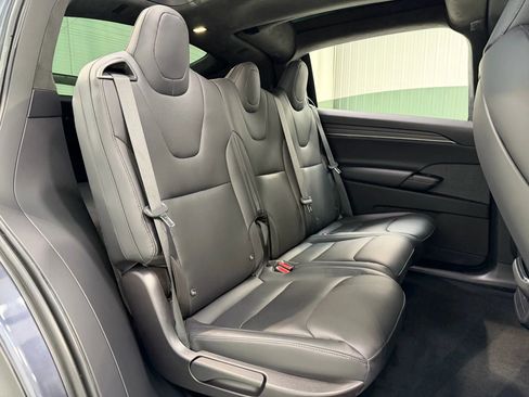 Used 2023 Tesla Model X image 20
