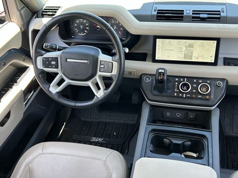 Used 2023 Land Rover Defender 110 S AWD/4WD image 13